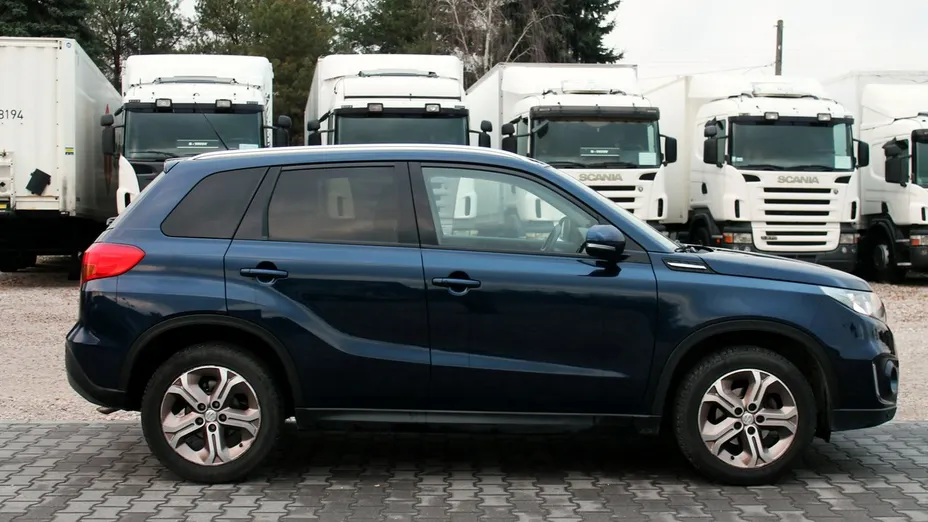 SUZUKI Vitara -