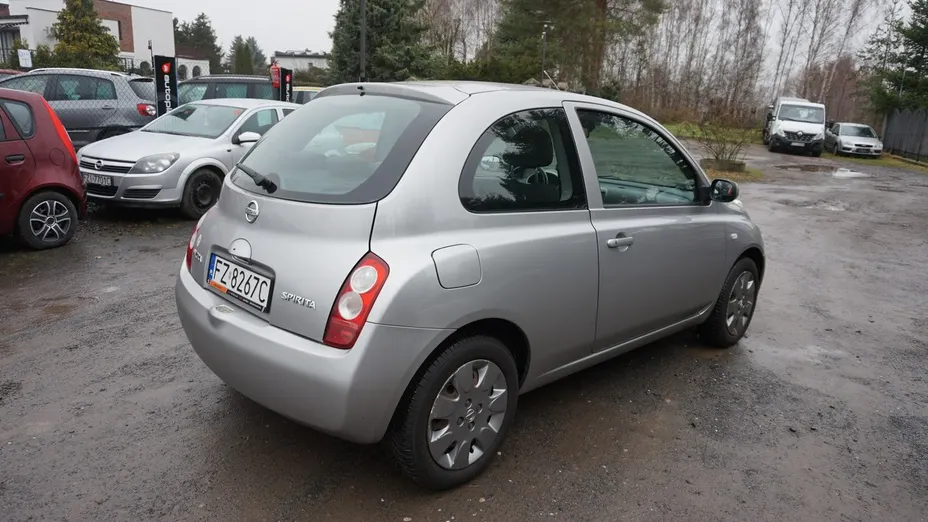 NISSAN Micra -