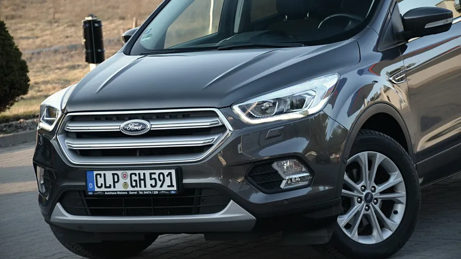 FORD Kuga -