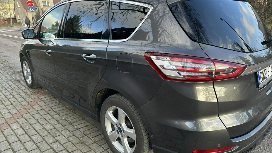 FORD S-MAX -
