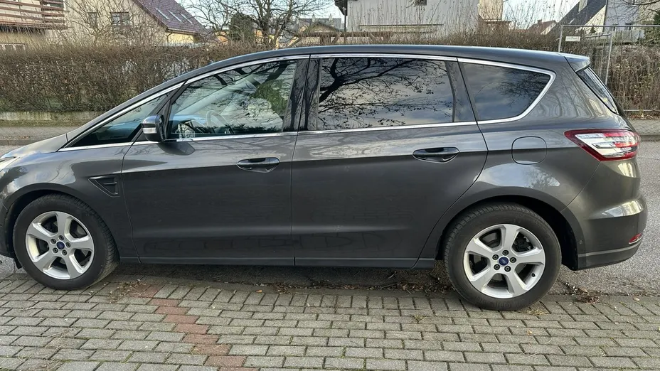 FORD S-MAX -