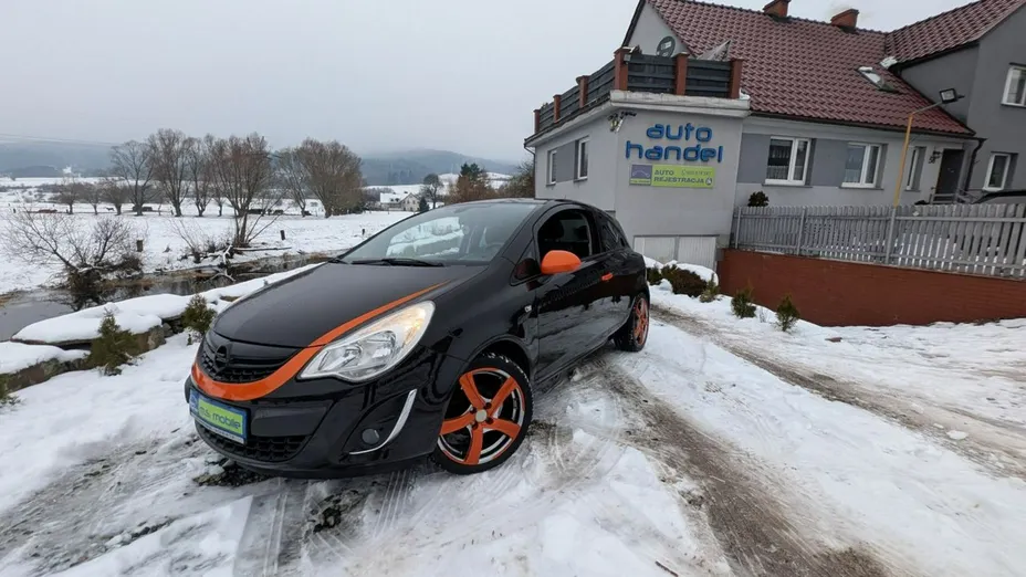 OPEL Corsa -