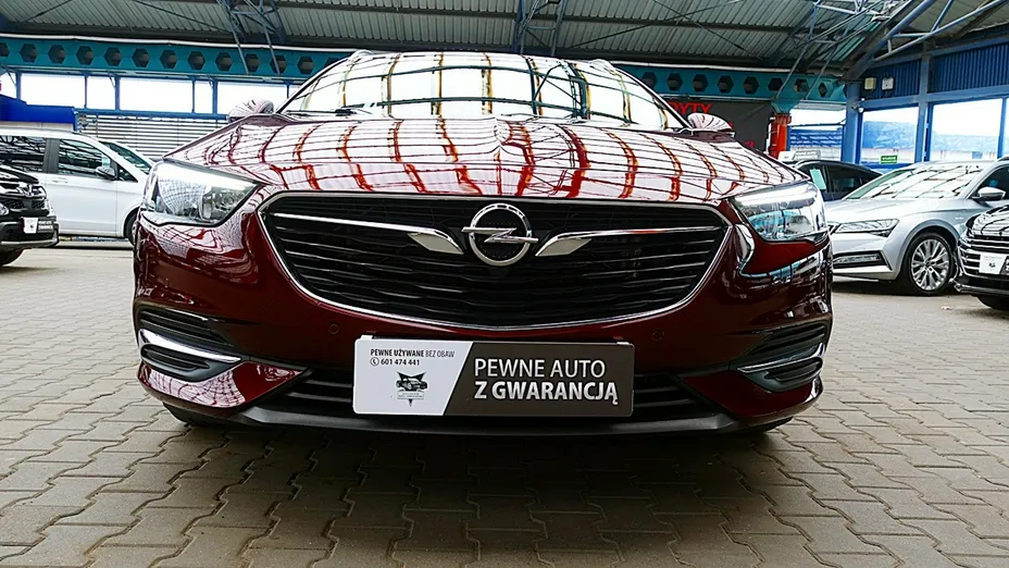 OPEL Insignia -