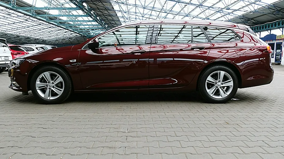 OPEL Insignia -