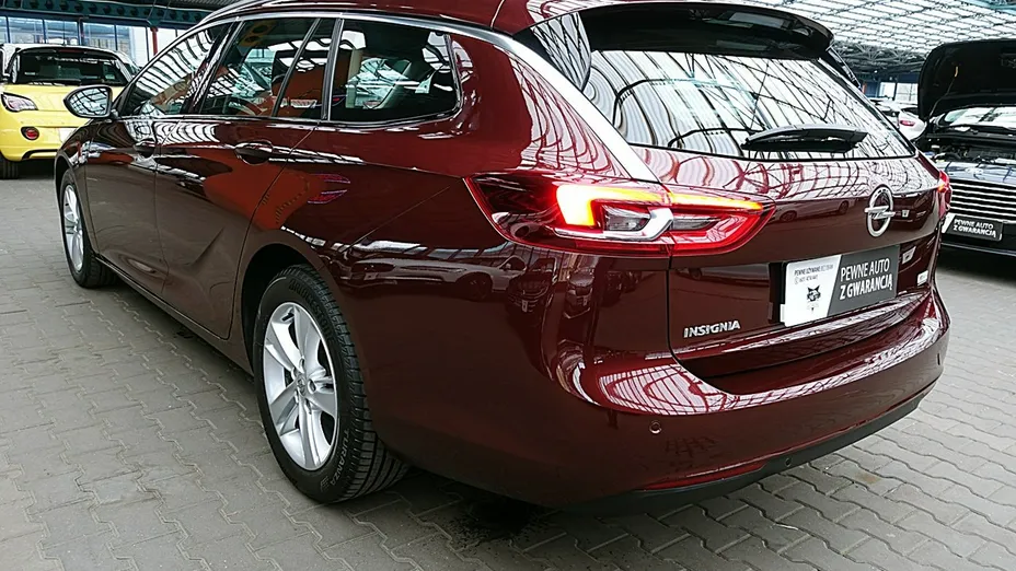 OPEL Insignia -