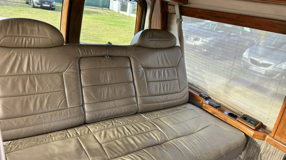 GMC Savana -