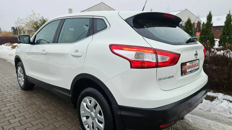 NISSAN Qashqai -