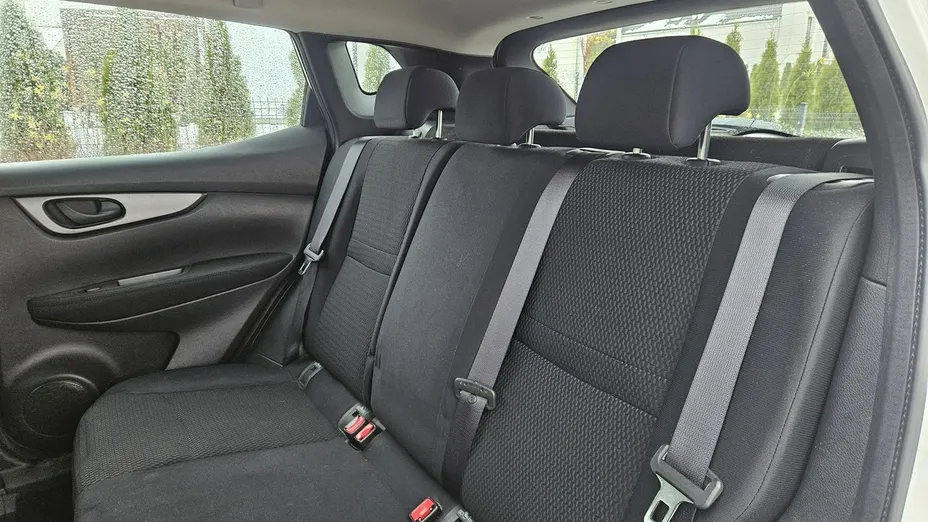 NISSAN Qashqai -