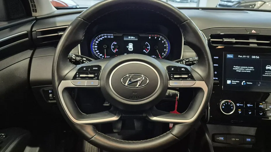 HYUNDAI Tucson -