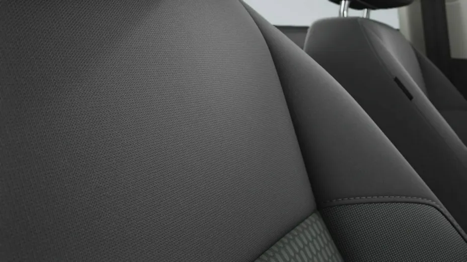VOLKSWAGEN Polo -