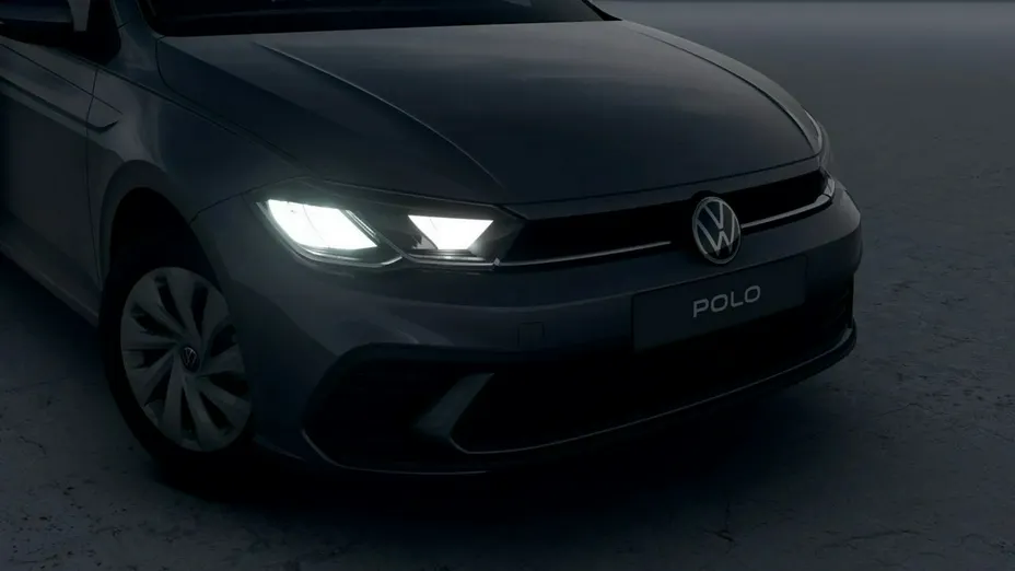 VOLKSWAGEN Polo -