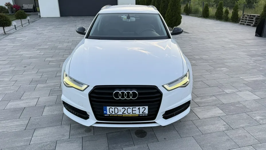 AUDI A6 -