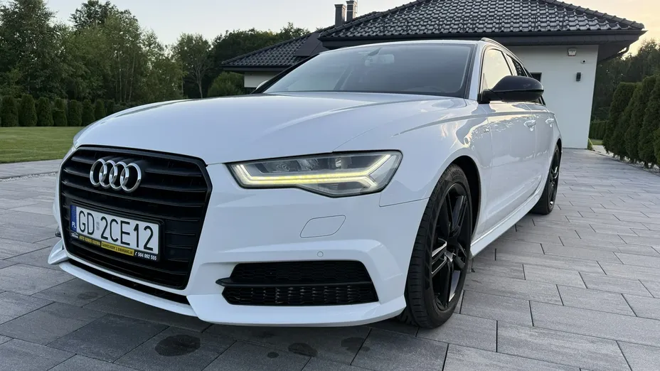AUDI A6 -