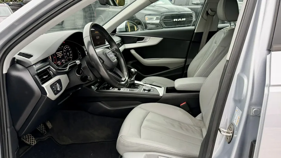 AUDI A4 -