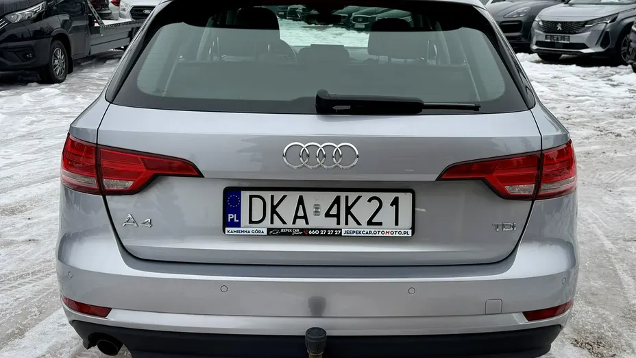 AUDI A4 -