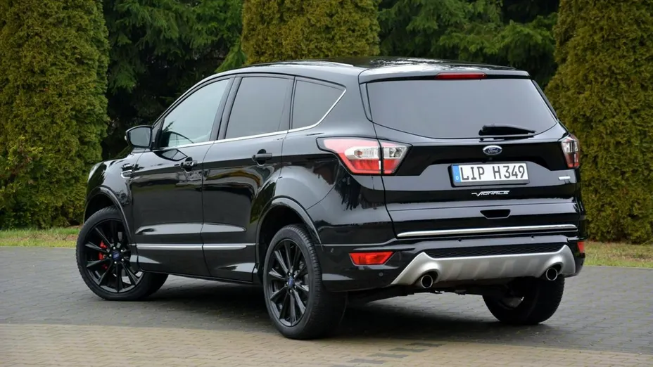 FORD Kuga -