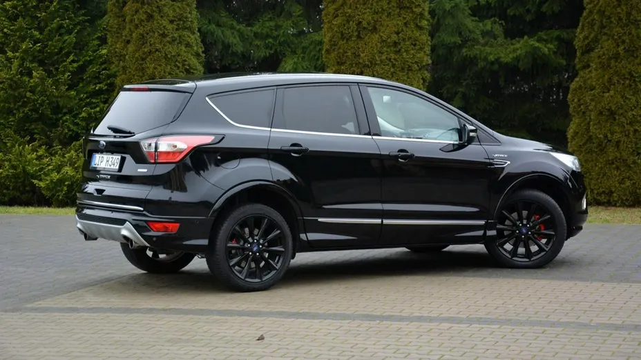 FORD Kuga -