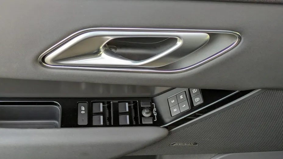 LAND ROVER Range Rover Velar -