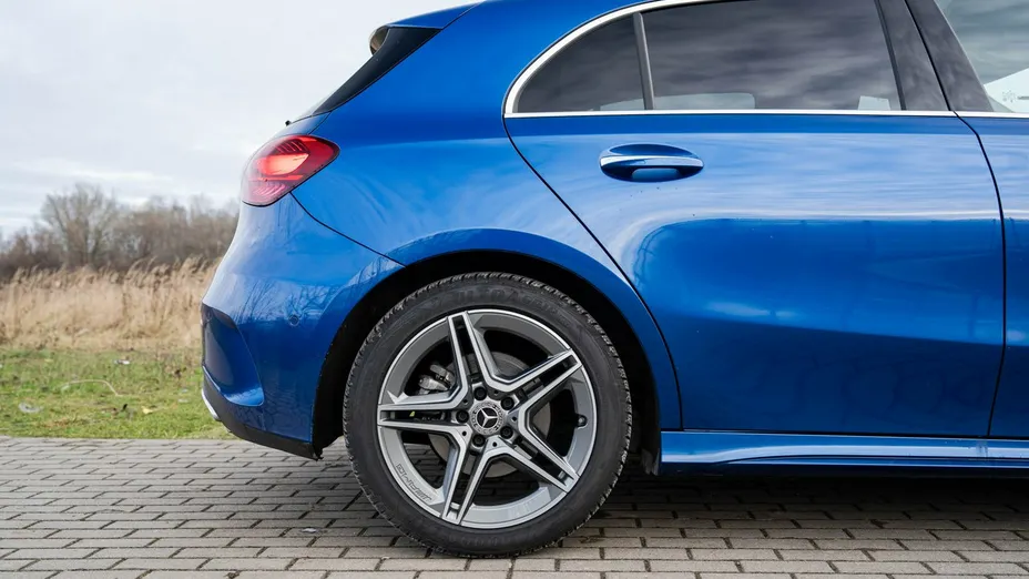 MERCEDES-BENZ A Klasa -