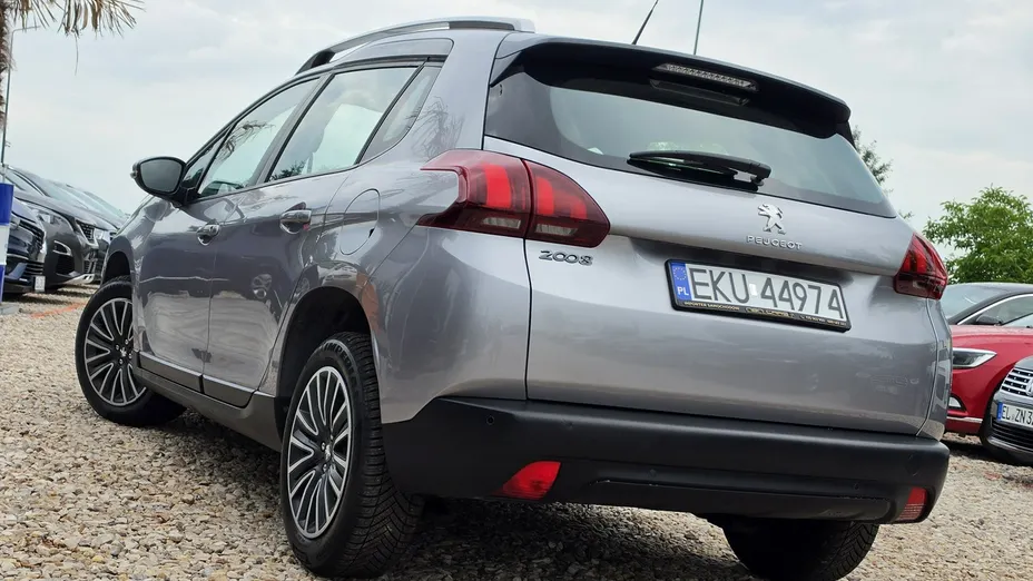 PEUGEOT 2008 -