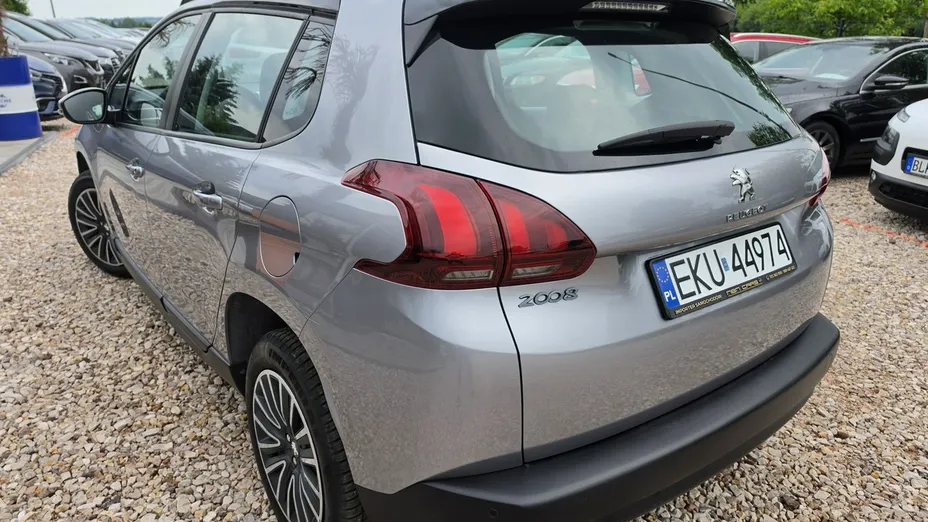 PEUGEOT 2008 -