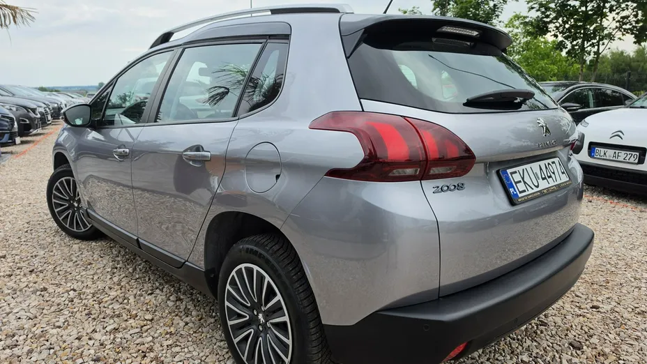 PEUGEOT 2008 -