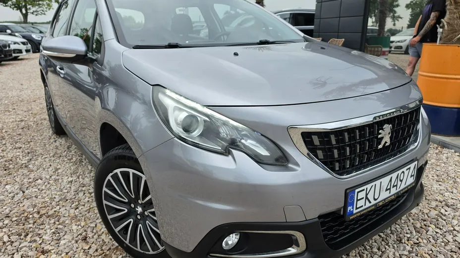 PEUGEOT 2008 -