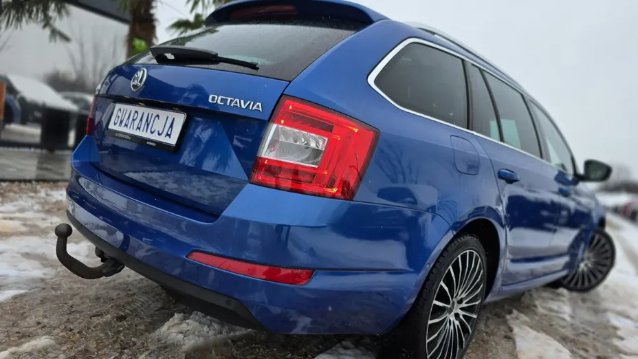 SKODA Octavia -