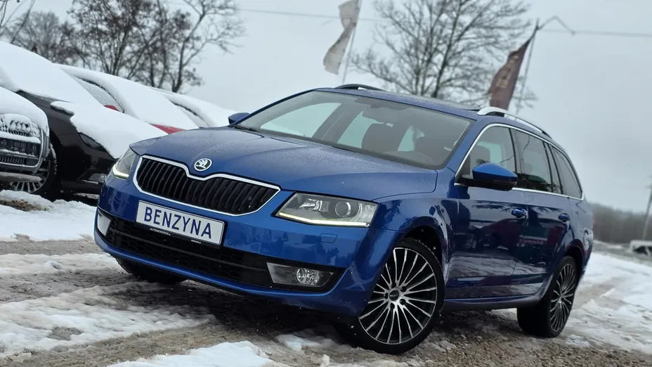 SKODA Octavia -