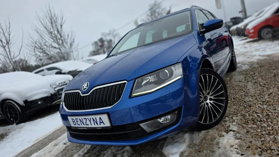 SKODA Octavia -