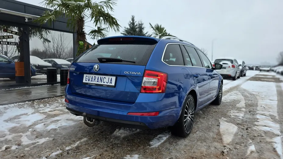 SKODA Octavia -