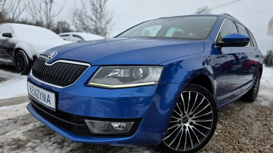 SKODA Octavia -