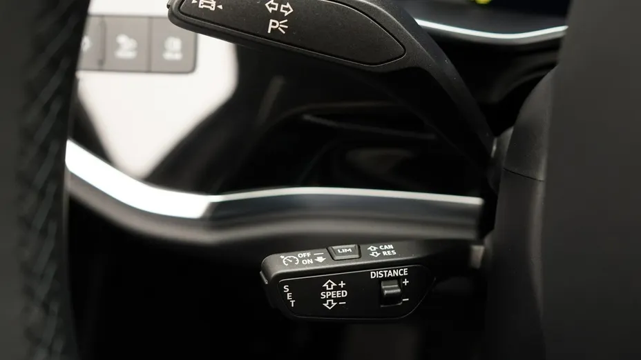 AUDI Q3 Q3 35 TFSI S-Line