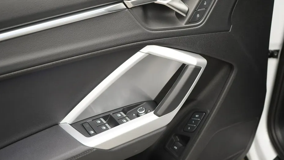 AUDI Q3 Q3 35 TFSI S-Line