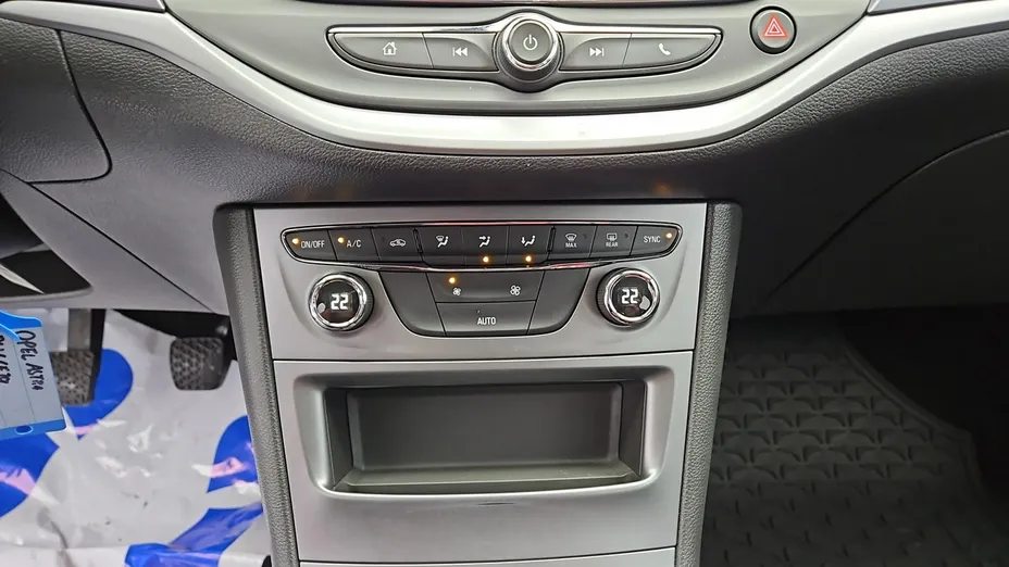 OPEL Astra -