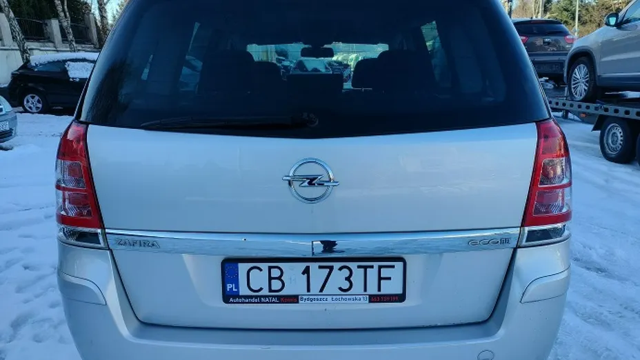 OPEL Zafira -