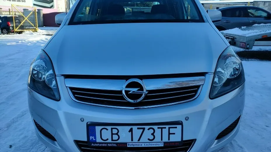 OPEL Zafira -