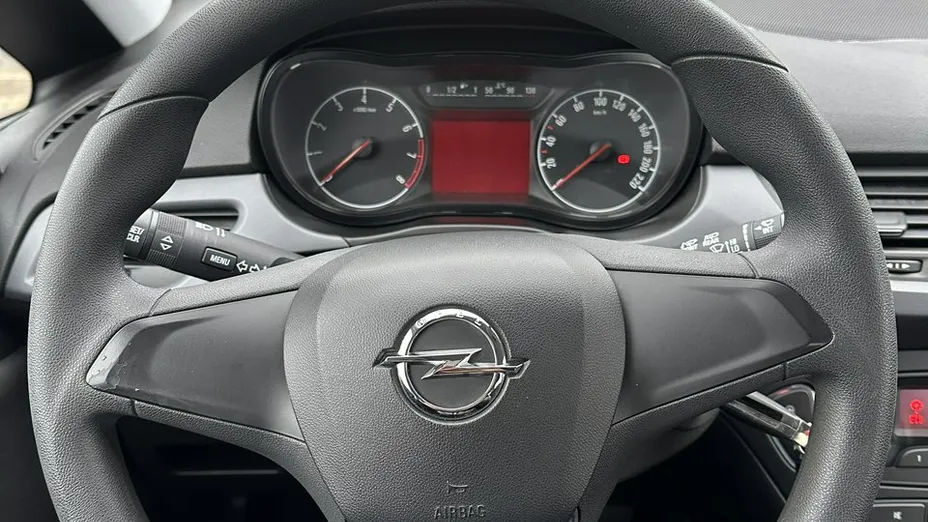 OPEL Corsa -