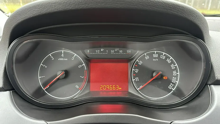 OPEL Corsa -