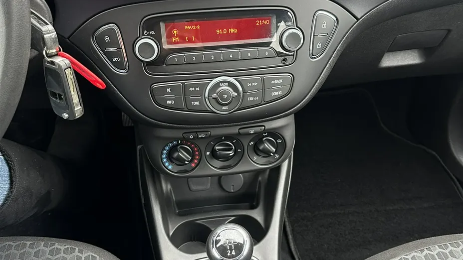 OPEL Corsa -