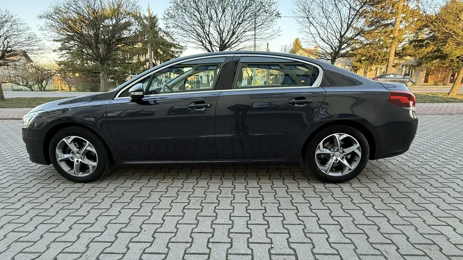 PEUGEOT 508 -