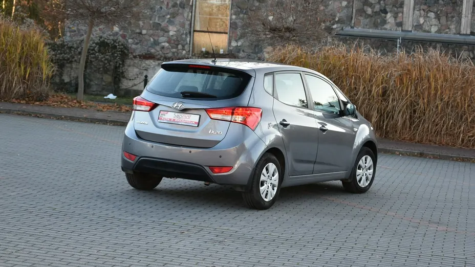 HYUNDAI ix20 -