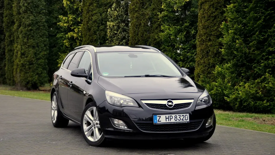OPEL Astra -