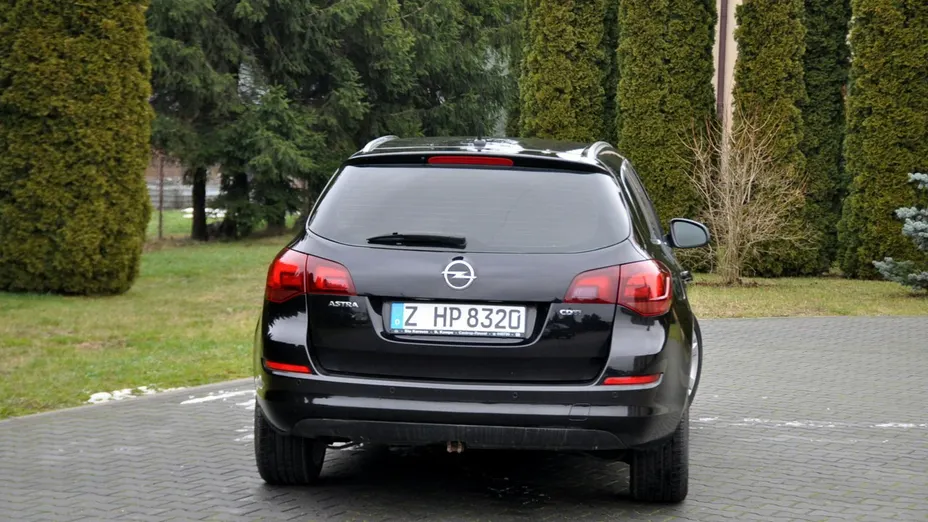 OPEL Astra -