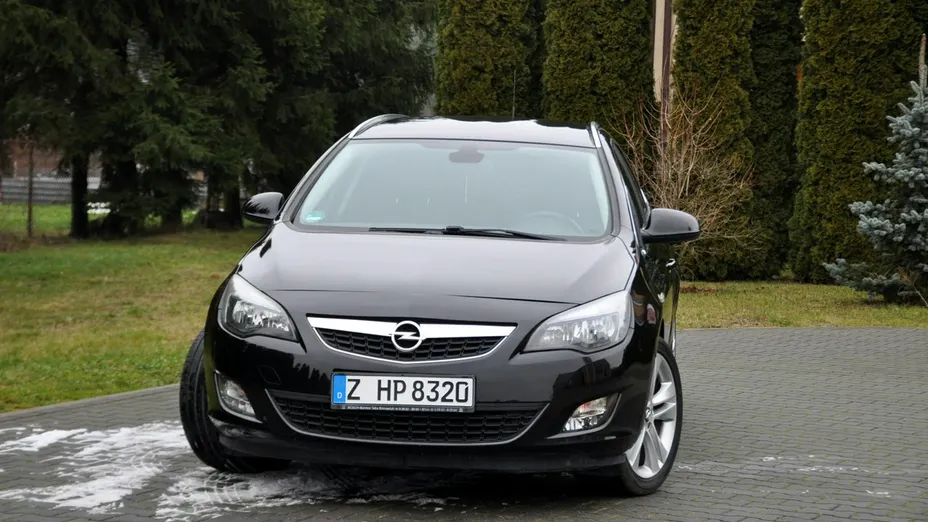 OPEL Astra -