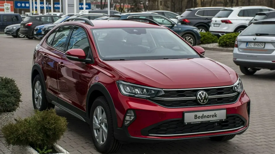 VOLKSWAGEN Taigo -