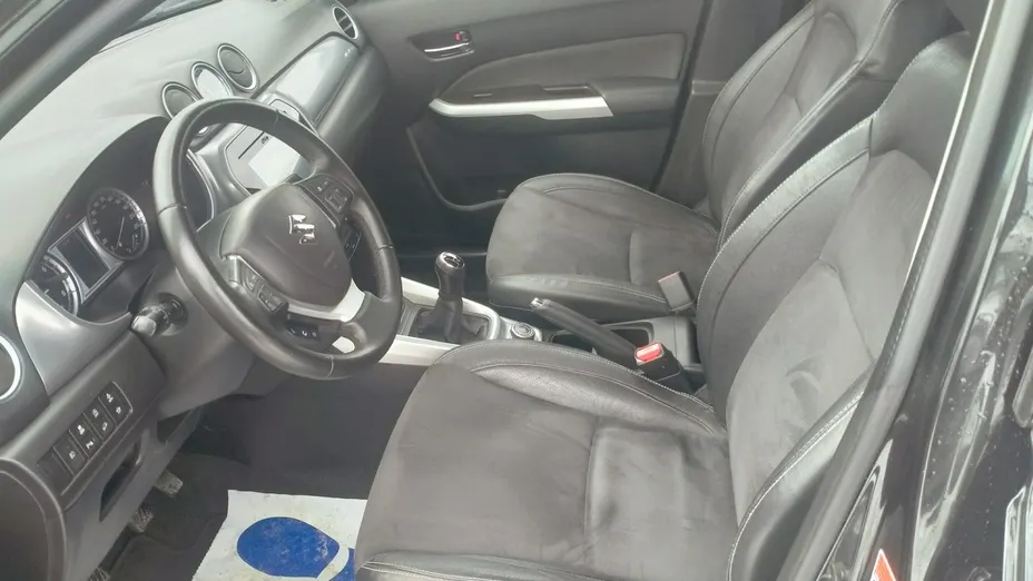 SUZUKI Vitara -