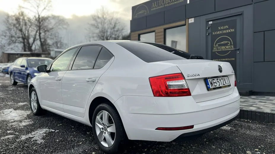 SKODA Octavia -