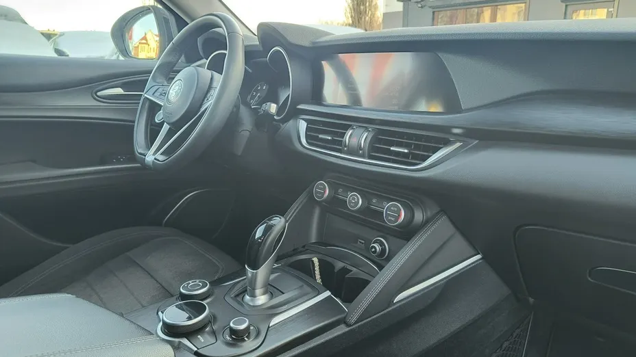 ALFA ROMEO Stelvio -