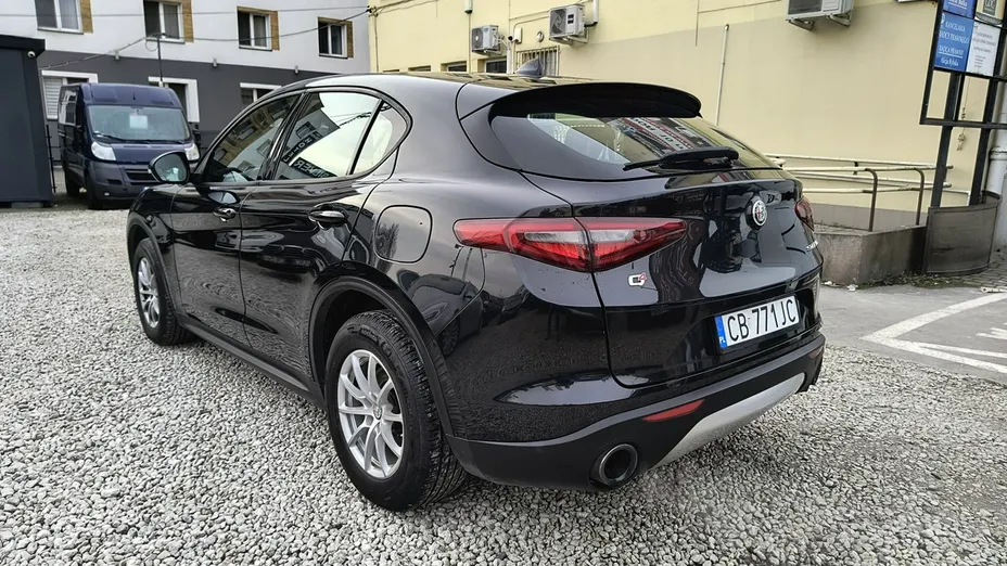 ALFA ROMEO Stelvio -